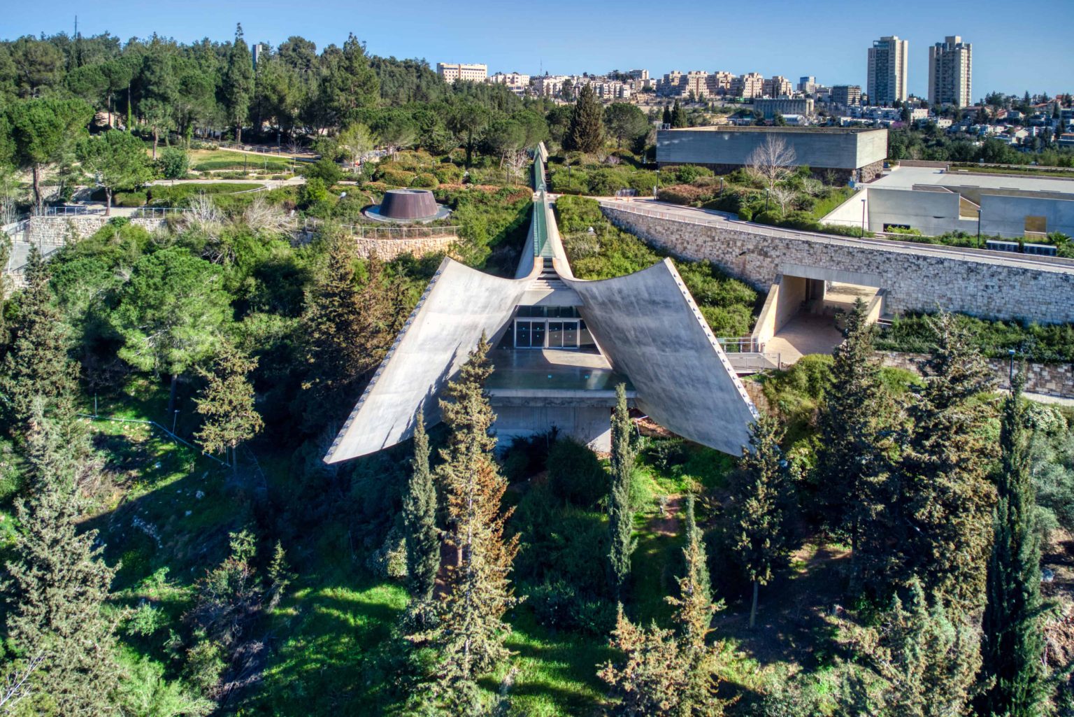 צילום אווירי של יד ושם